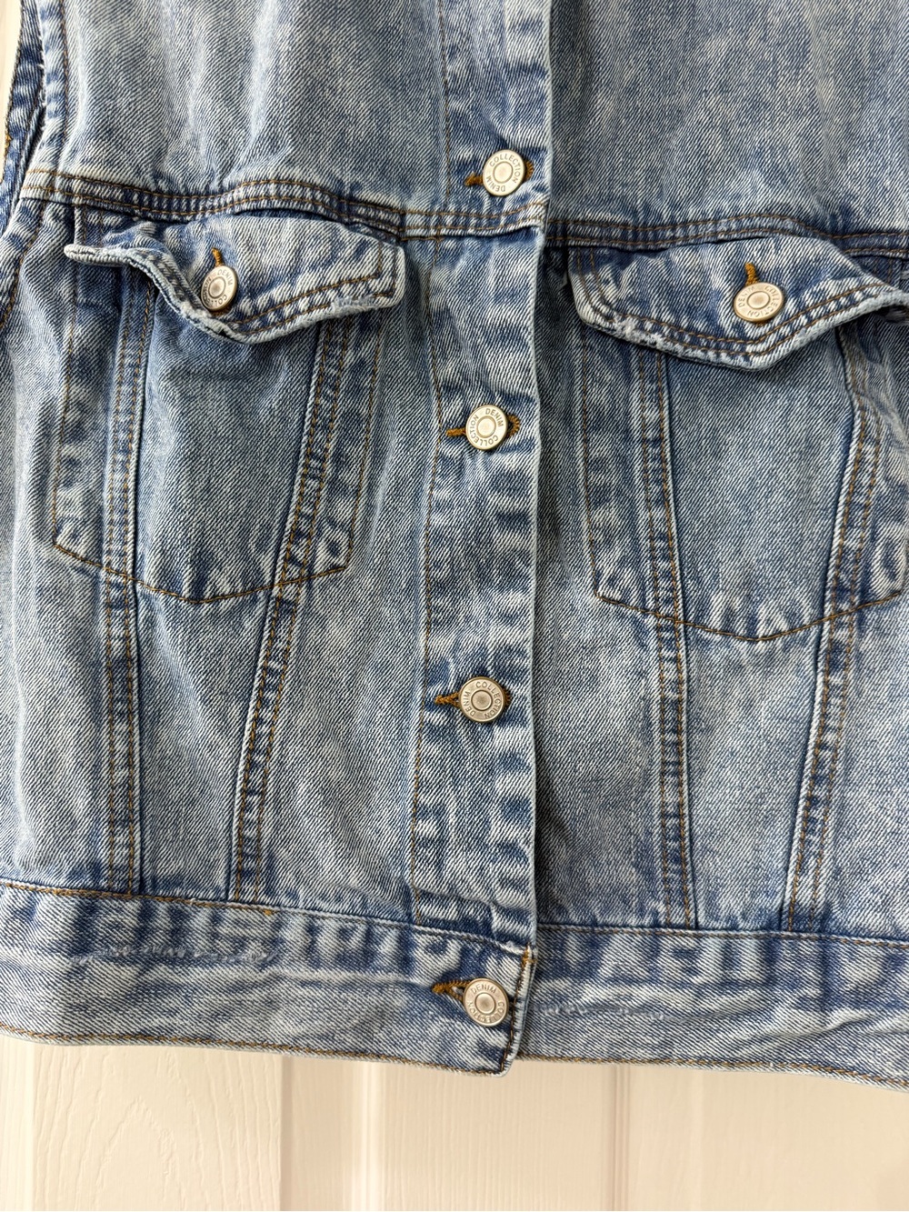 Jeans Subcategory Classification - Picture 3 of 11